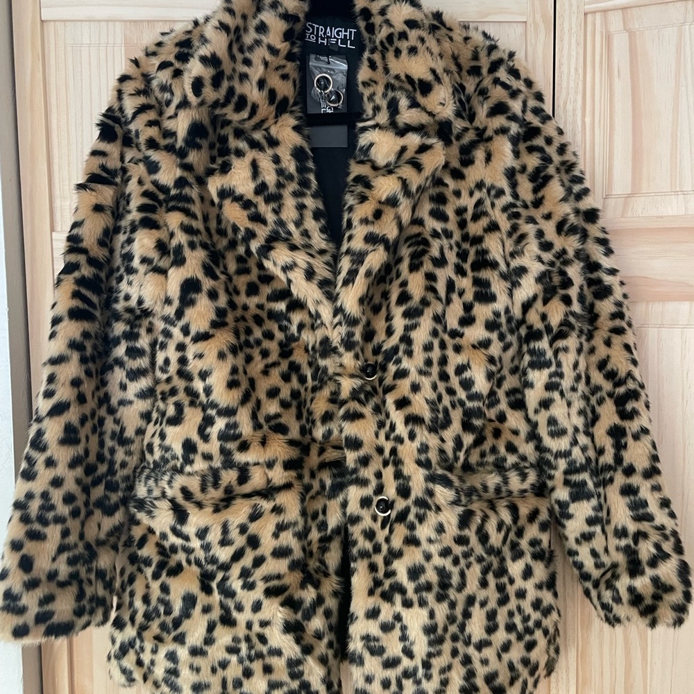 NWT Straight to Hell Deville Cheetah Faux Fur Coat